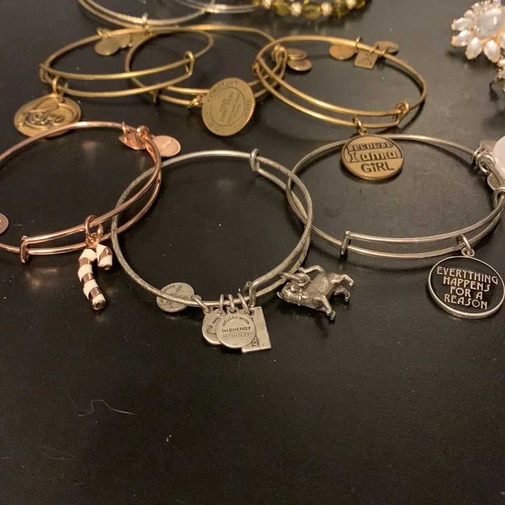 Sold - Picture 4 of 7